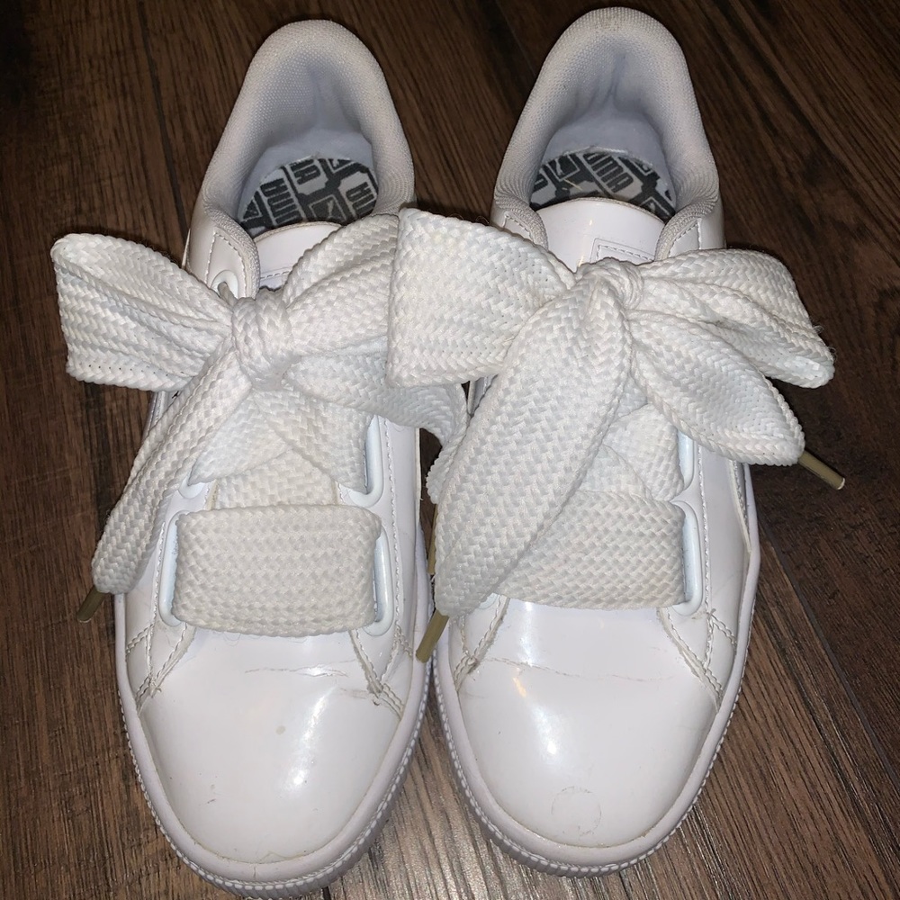 Puma Basket Heart Women Size 6